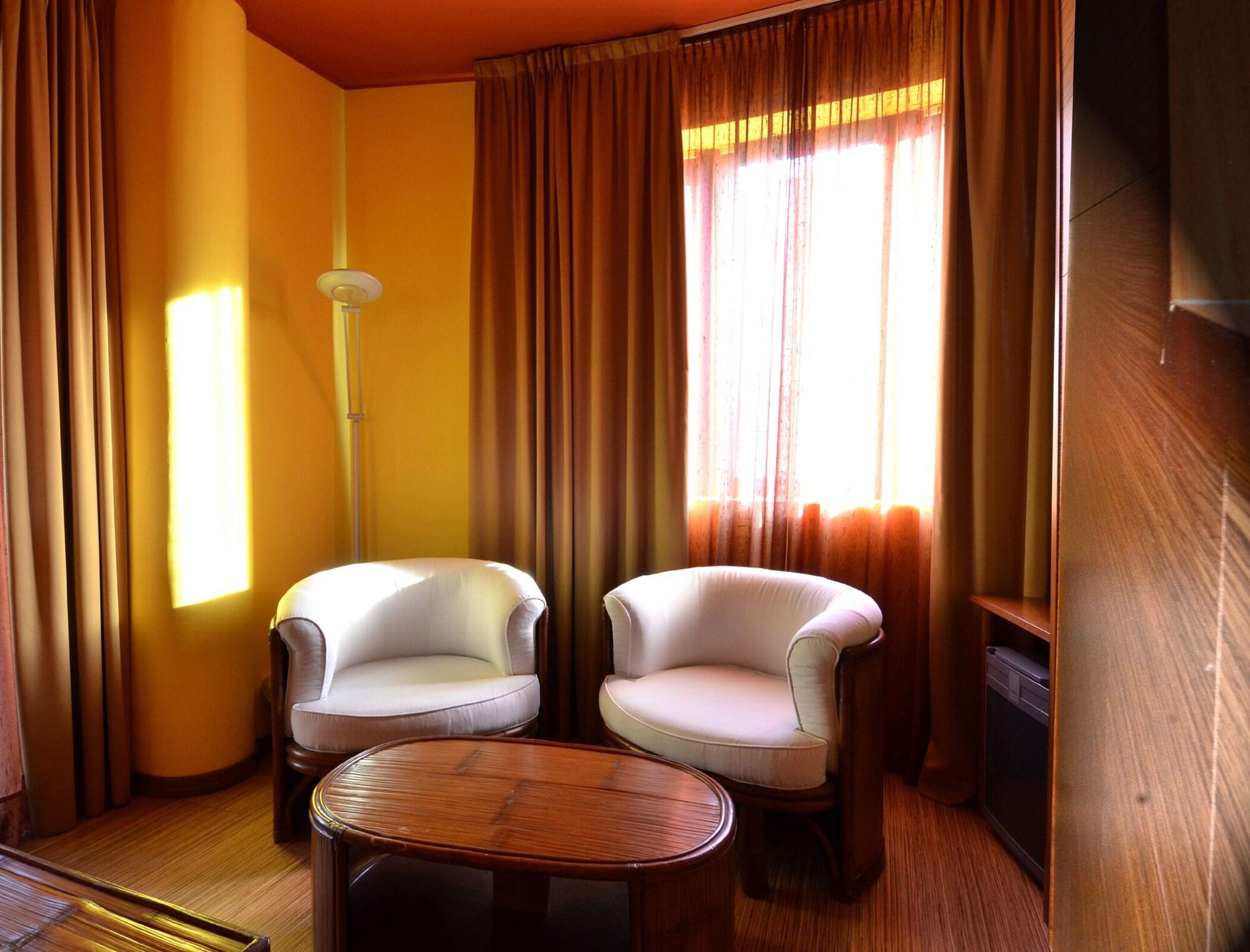 Welcome Hotel Λενιάνο Εξωτερικό φωτογραφία