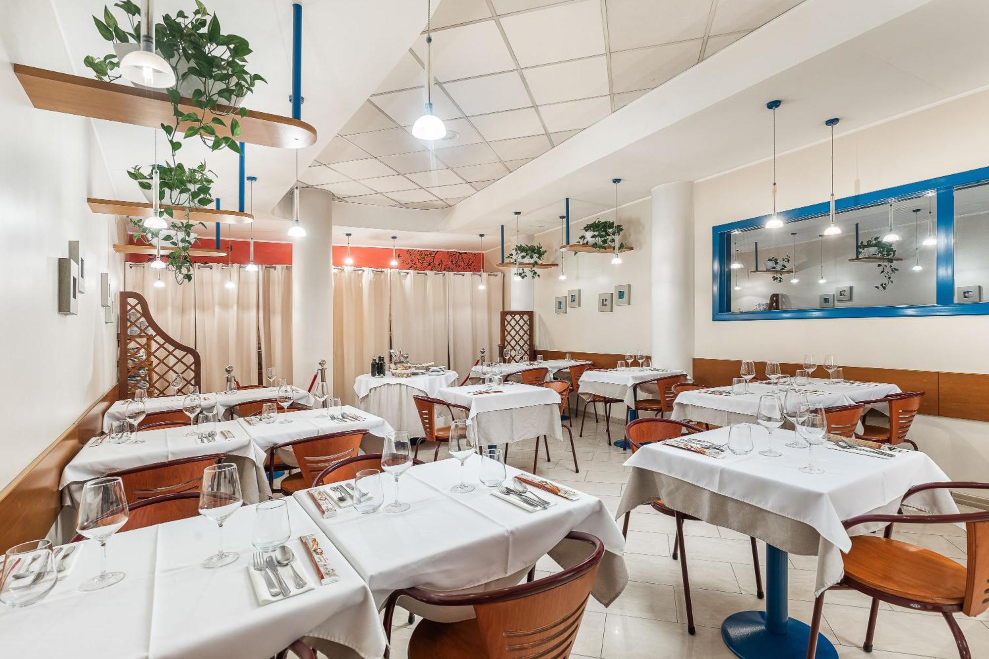 Welcome Hotel Λενιάνο Εξωτερικό φωτογραφία