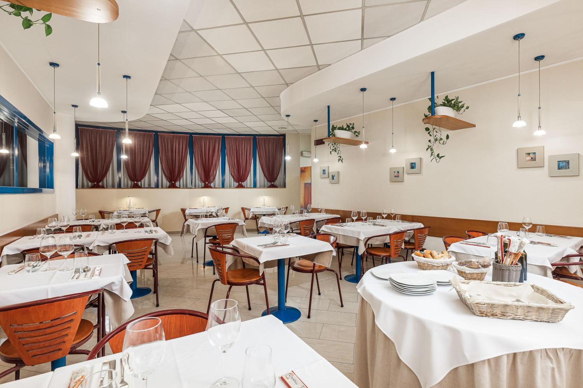 Welcome Hotel Λενιάνο Εξωτερικό φωτογραφία