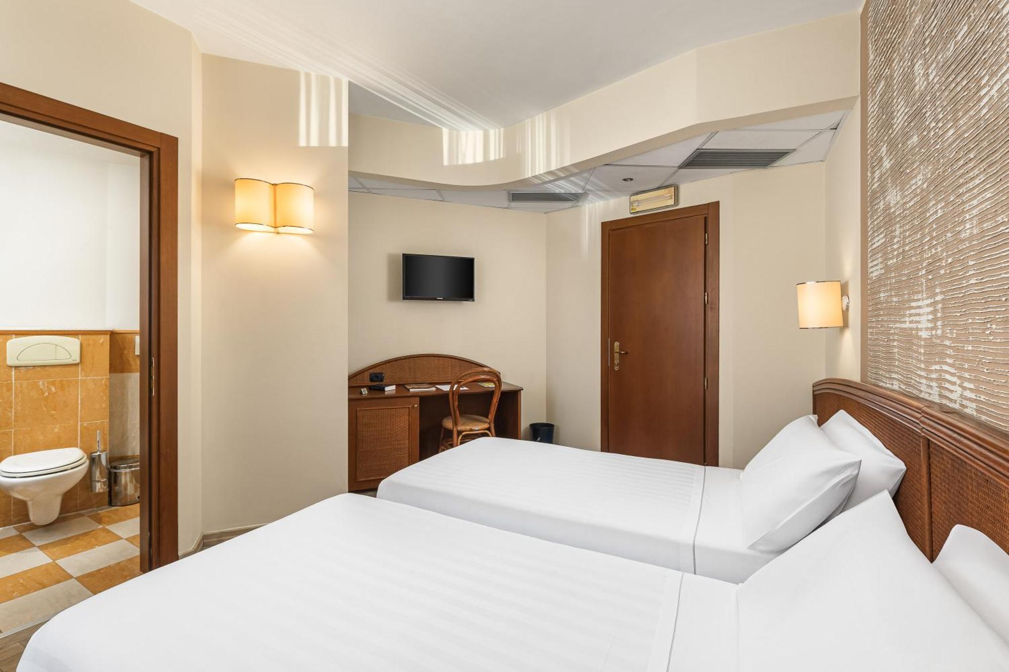 Welcome Hotel Λενιάνο Δωμάτιο φωτογραφία