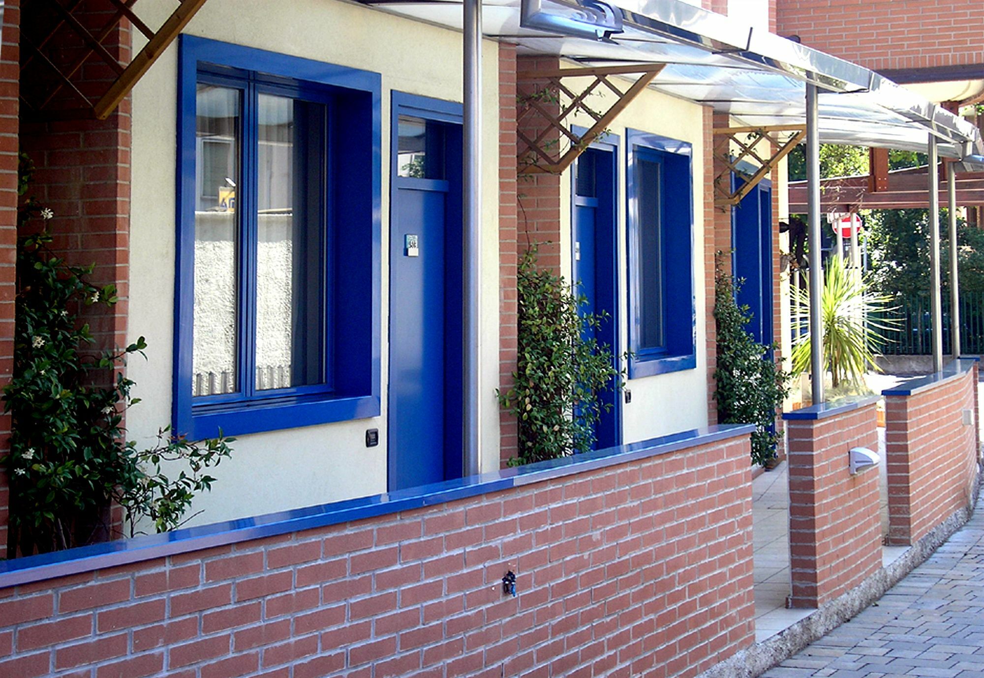 Welcome Hotel Λενιάνο Εξωτερικό φωτογραφία